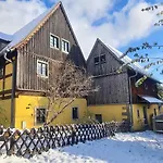 Gaestehaus Zum Rosengarten 別荘