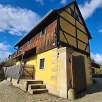 別荘 Gaestehaus Zum Rosengarten *