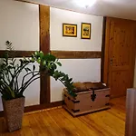 Gaestehaus Zum Rosengarten 펜션 *