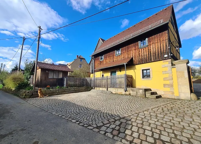 Gaestehaus Zum Rosengarten 度假居 *